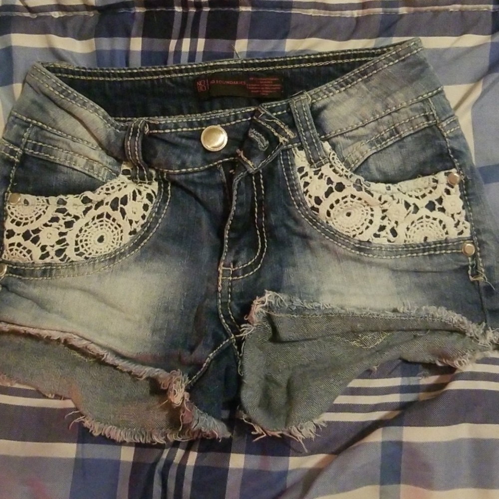 Short shorts